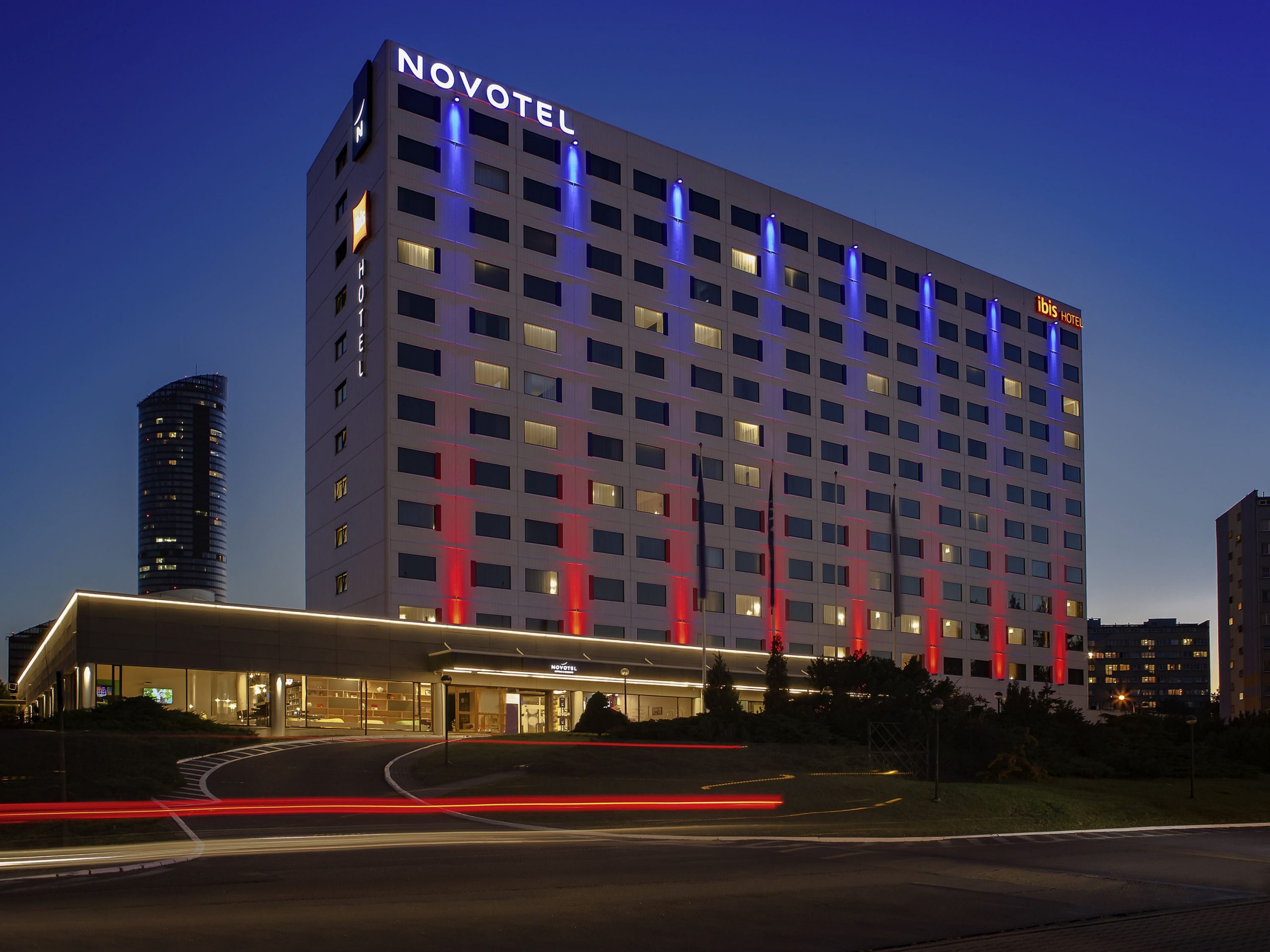 http://www.accorhotels.com/A073